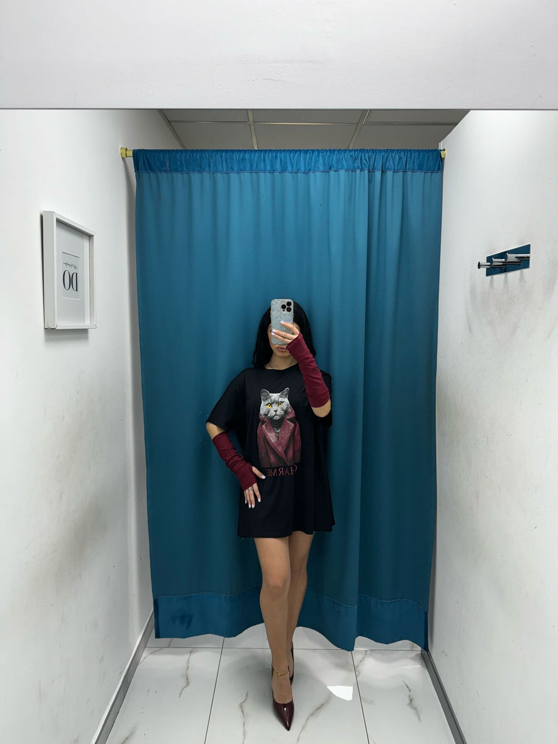 T-shirt con manicotti