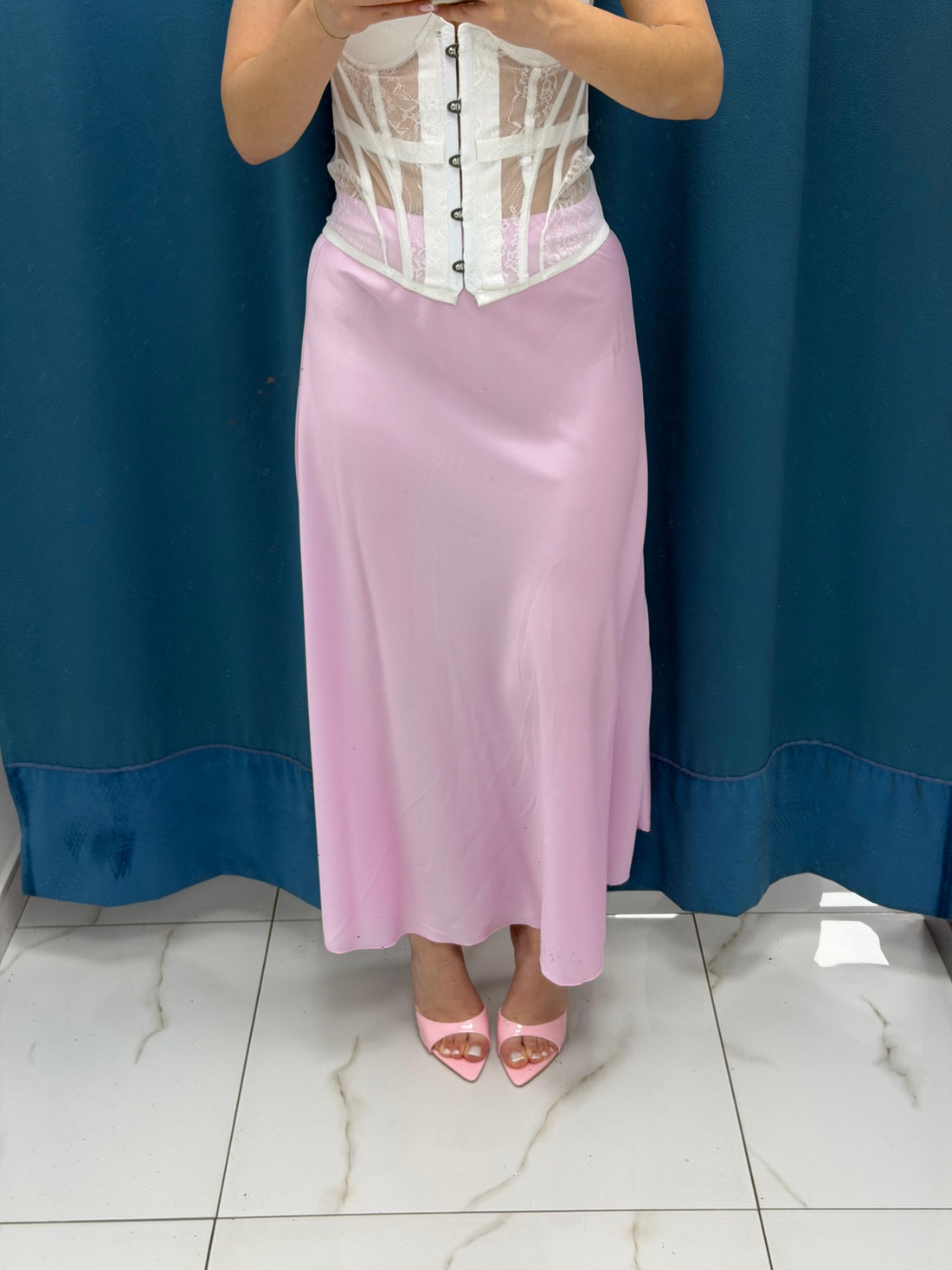Gonna satin- 3390