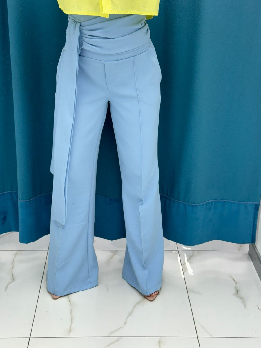 Pantalone con cintura 16067