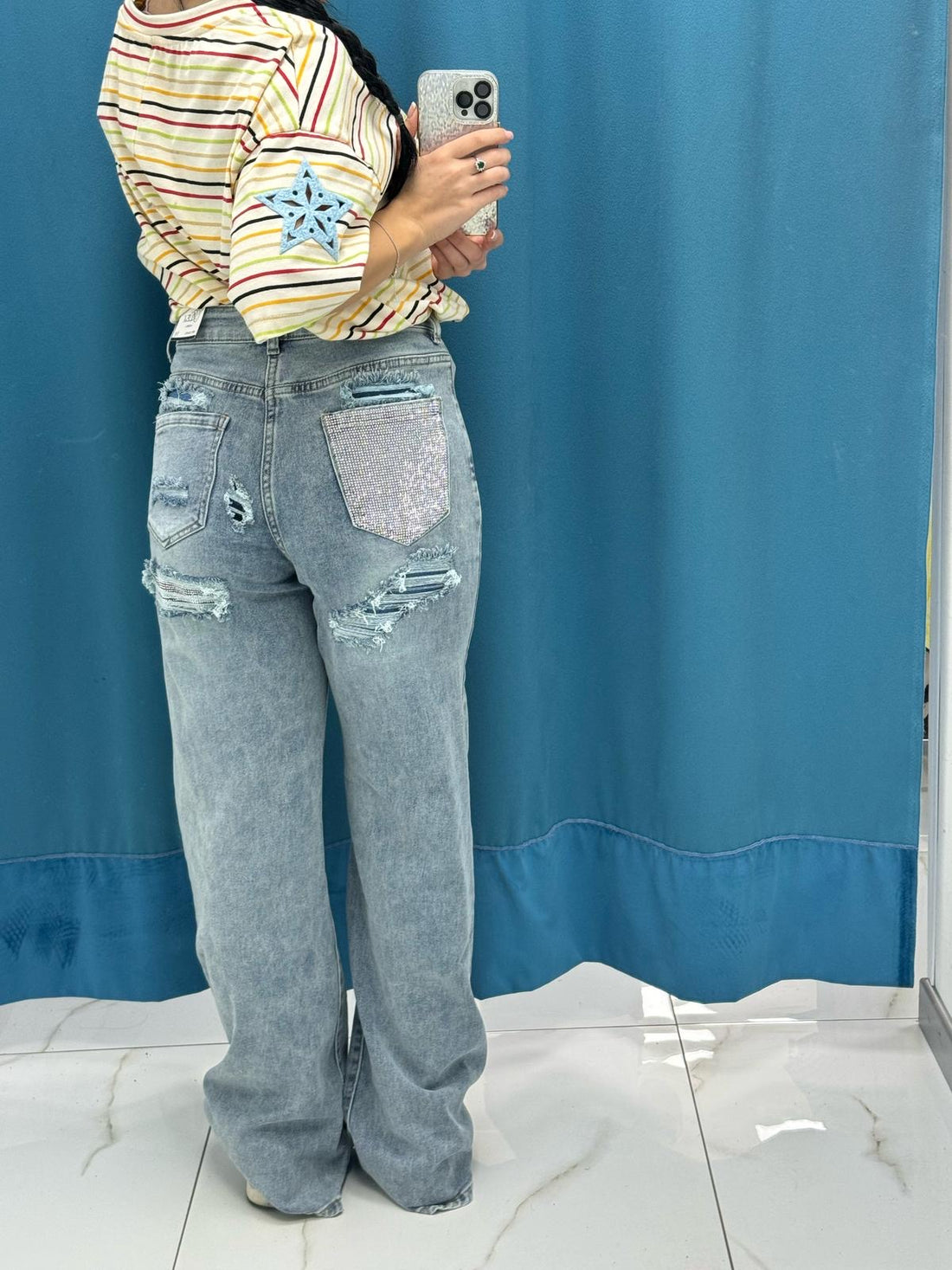 Jeans con strass sul retro 1163