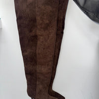Soft Curve Suede Boots - 3307
