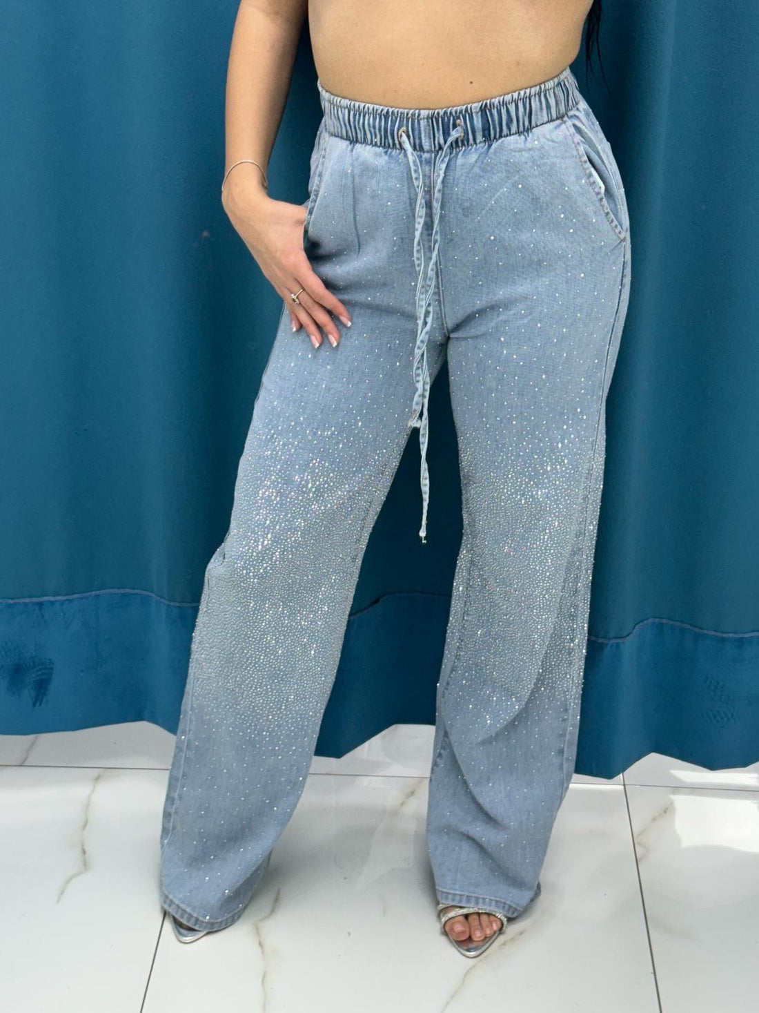 Jeans con strass 1028