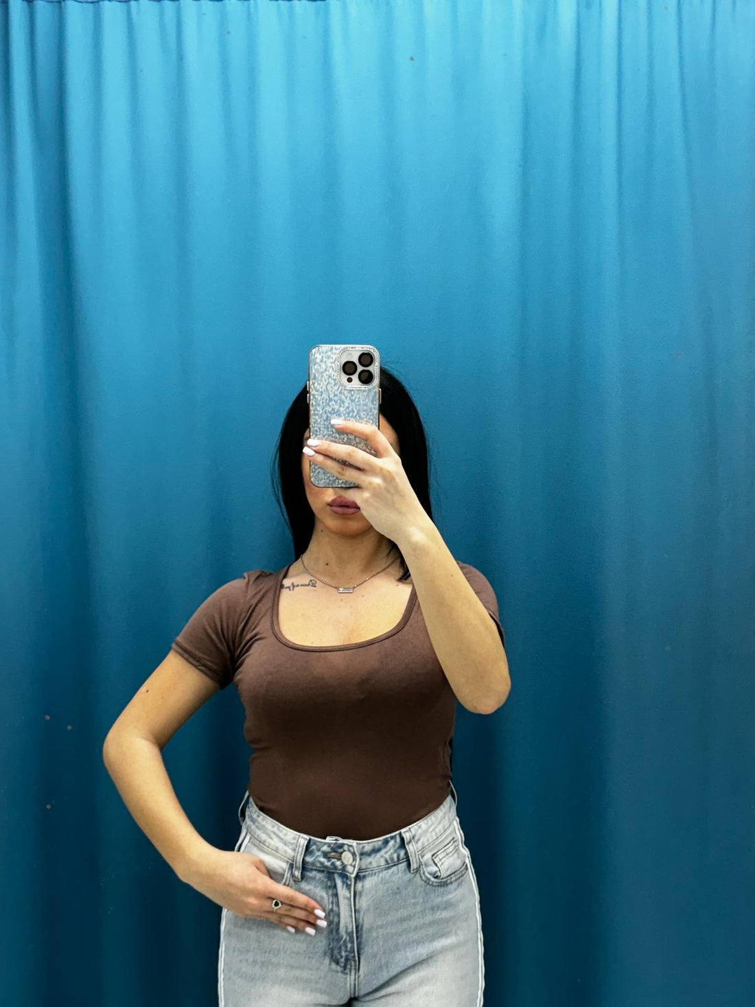 Body mezze maniche con scollo 5377