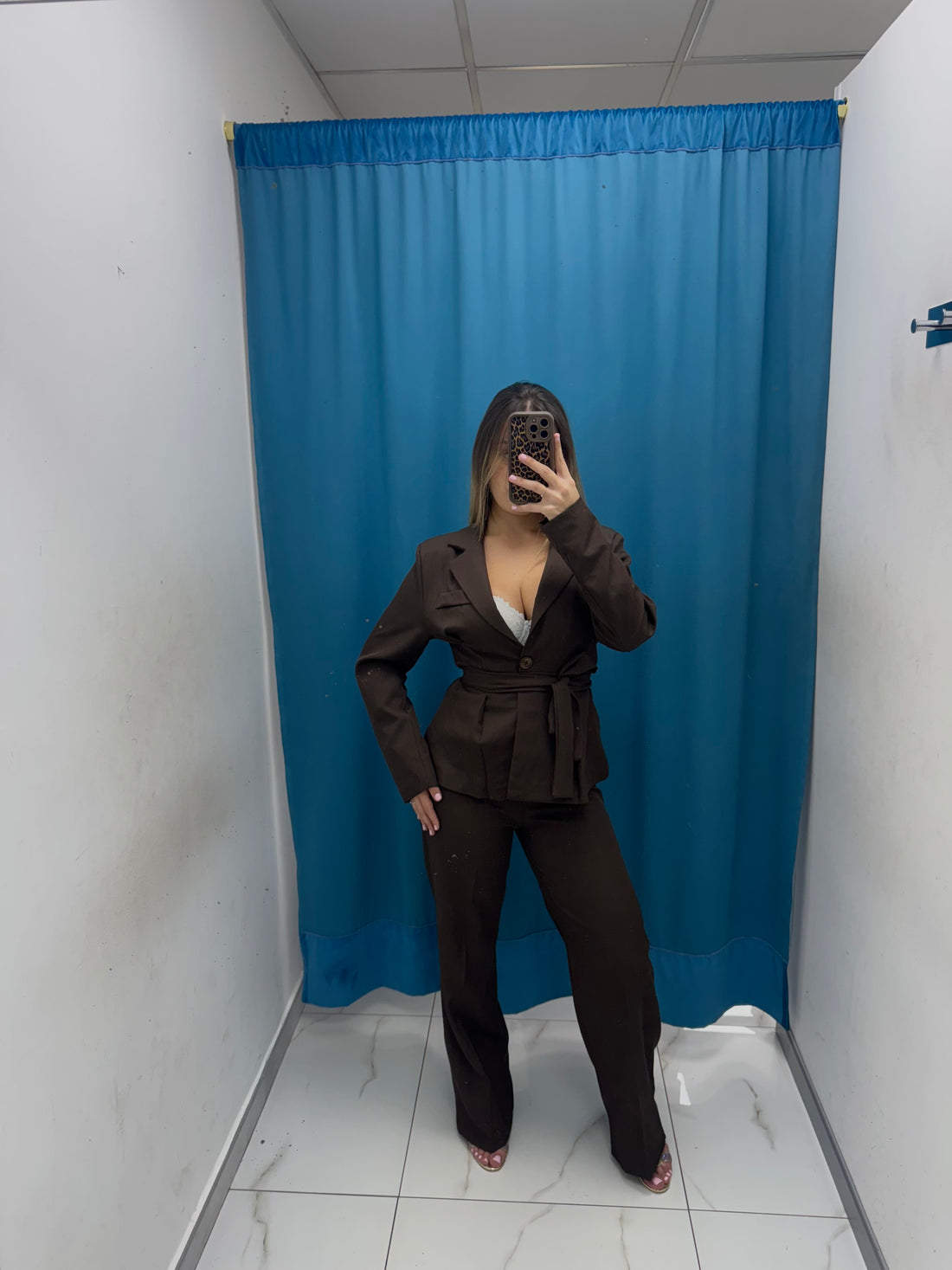 Tailleur “Mocha Tie” - 13158