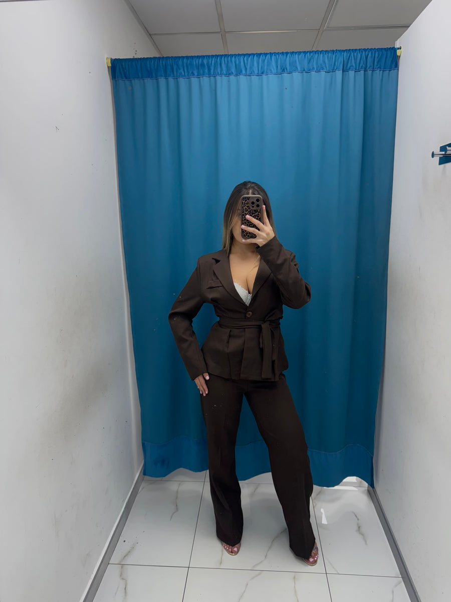 Tailleur “Mocha Tie” - 13158