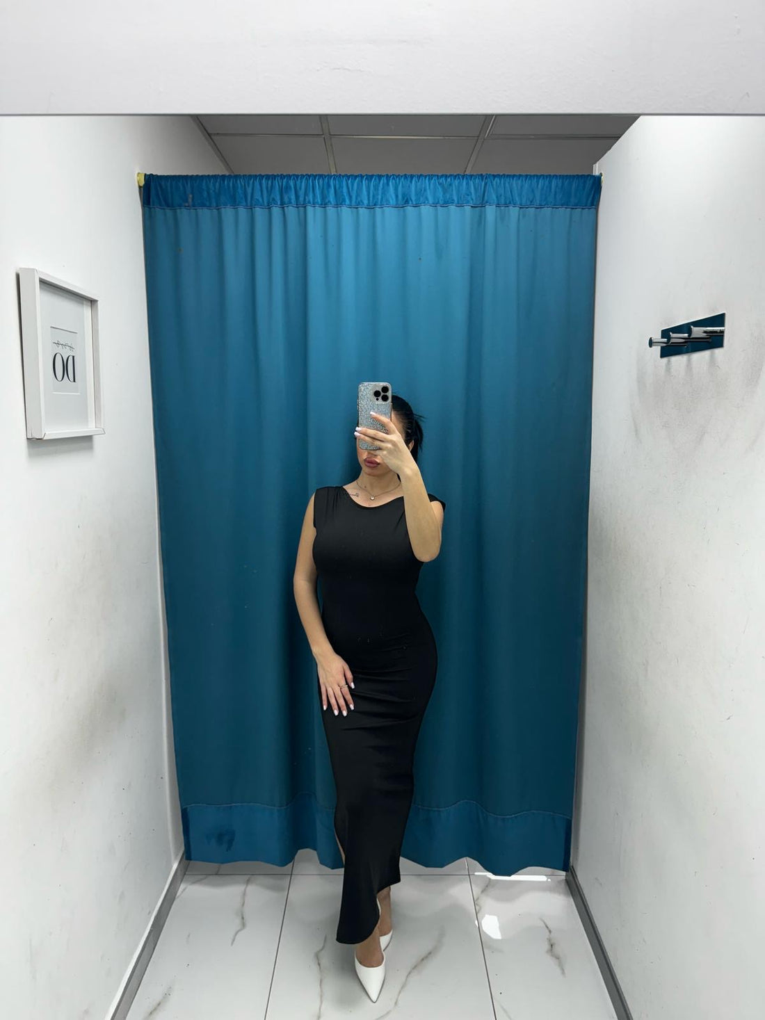 Vestito lungo con scollo sul retro 33994