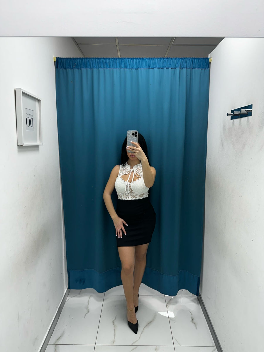 Vestito corto con pizzo 5930