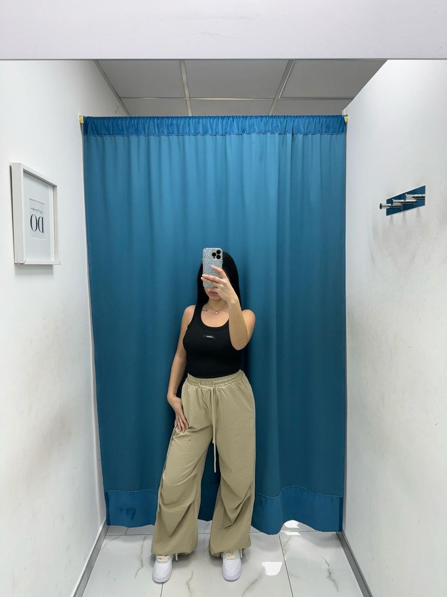 Pantalone con tasche 80127