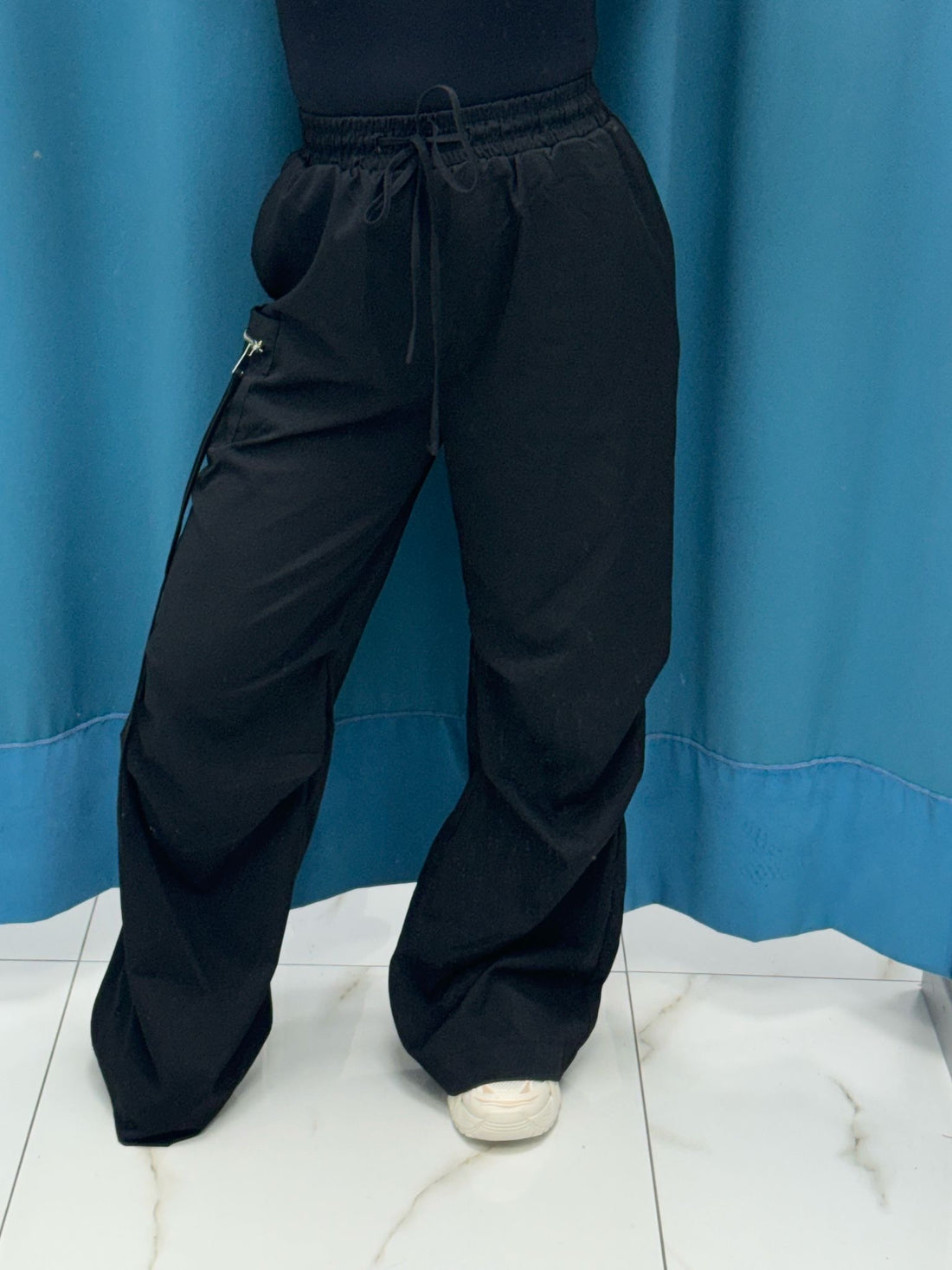 Pantalone con tasche 80127