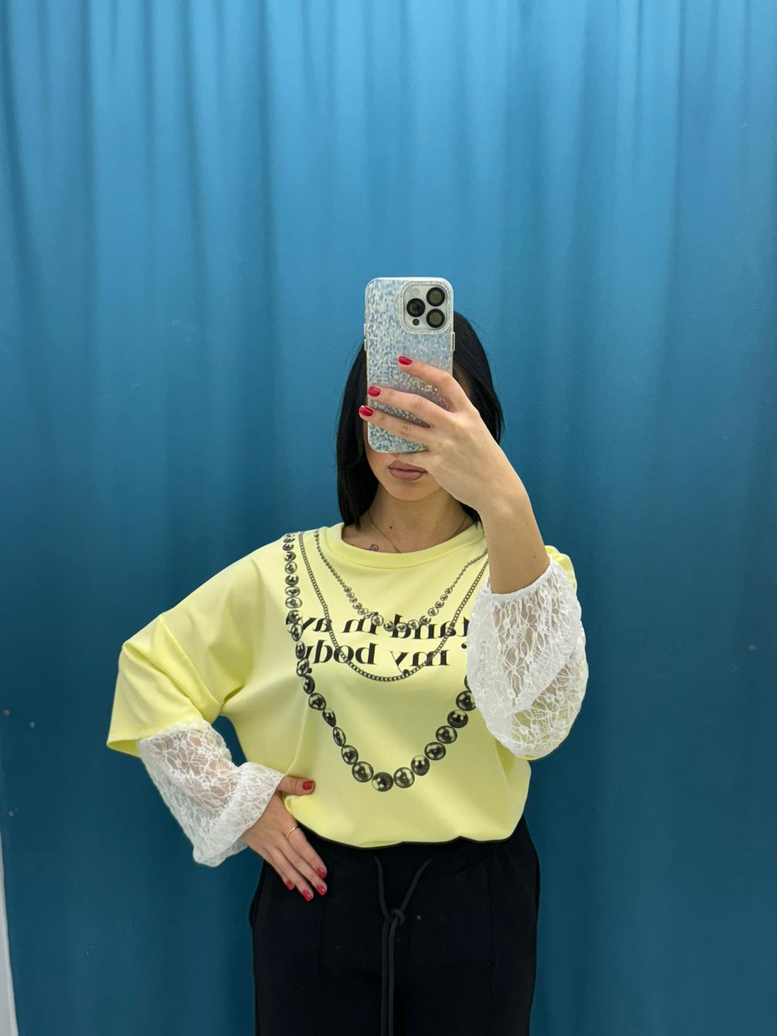 T-shirt con manica ricamata 8096
