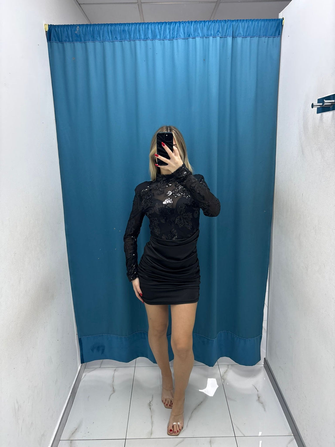 Abito Mini Elegance in Pizzo
Nero-27380