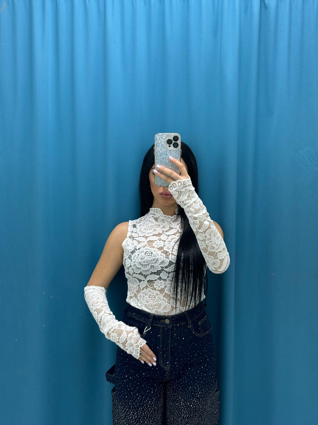 Body in pizzo con manicotti 6360