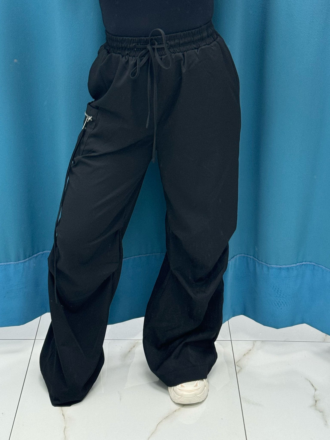 Pantalone con tasche 80127