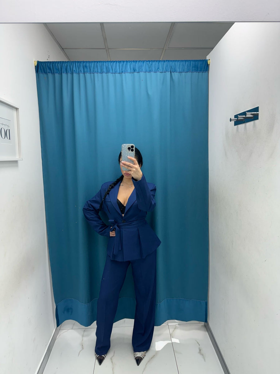 Tailleur con cintura 13158