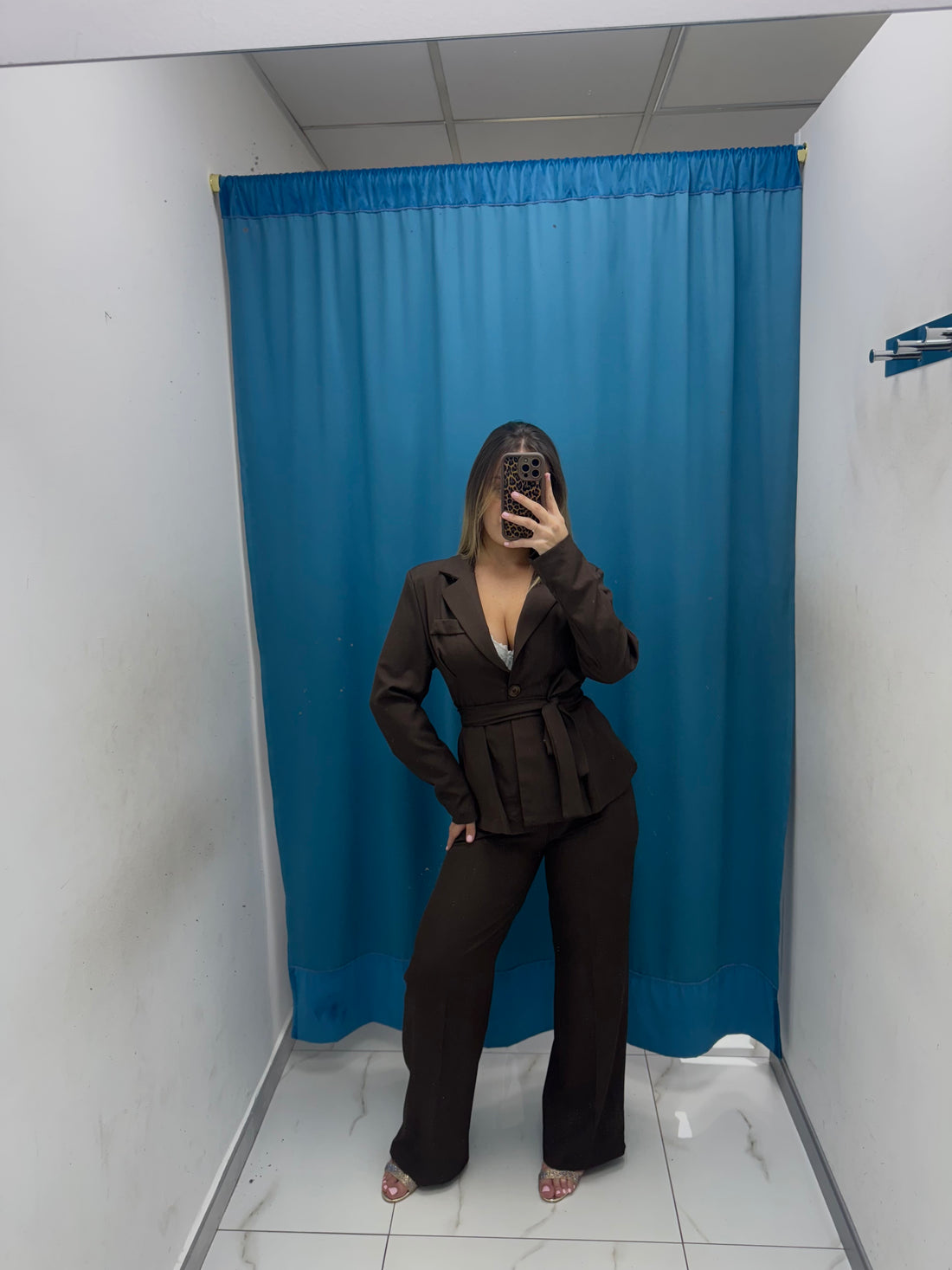 Tailleur “Mocha Tie” - 13158