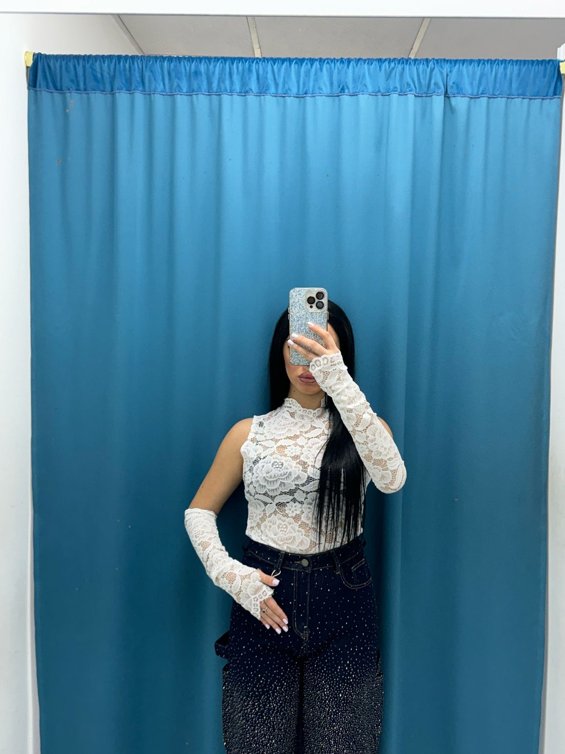 Body in pizzo con manicotti 6360