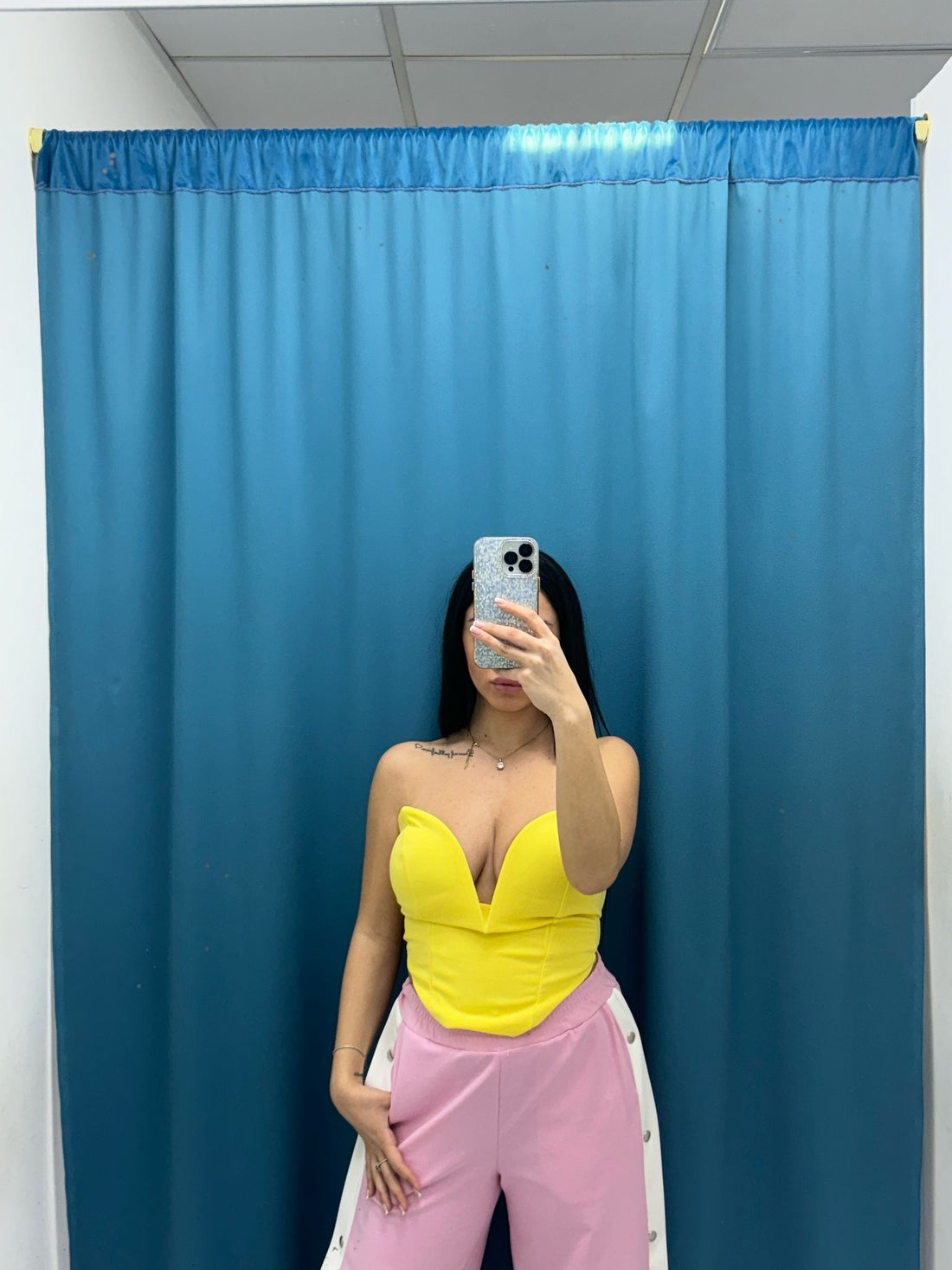 Top con scollo 2198