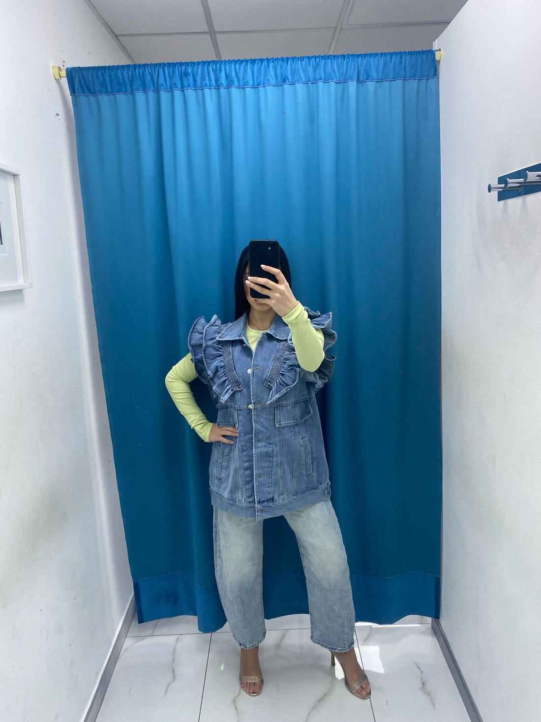 Gilet in denim con rouches 8383