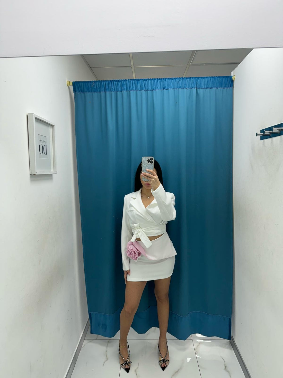 Coordinato giacca e gonna con rosa 13174