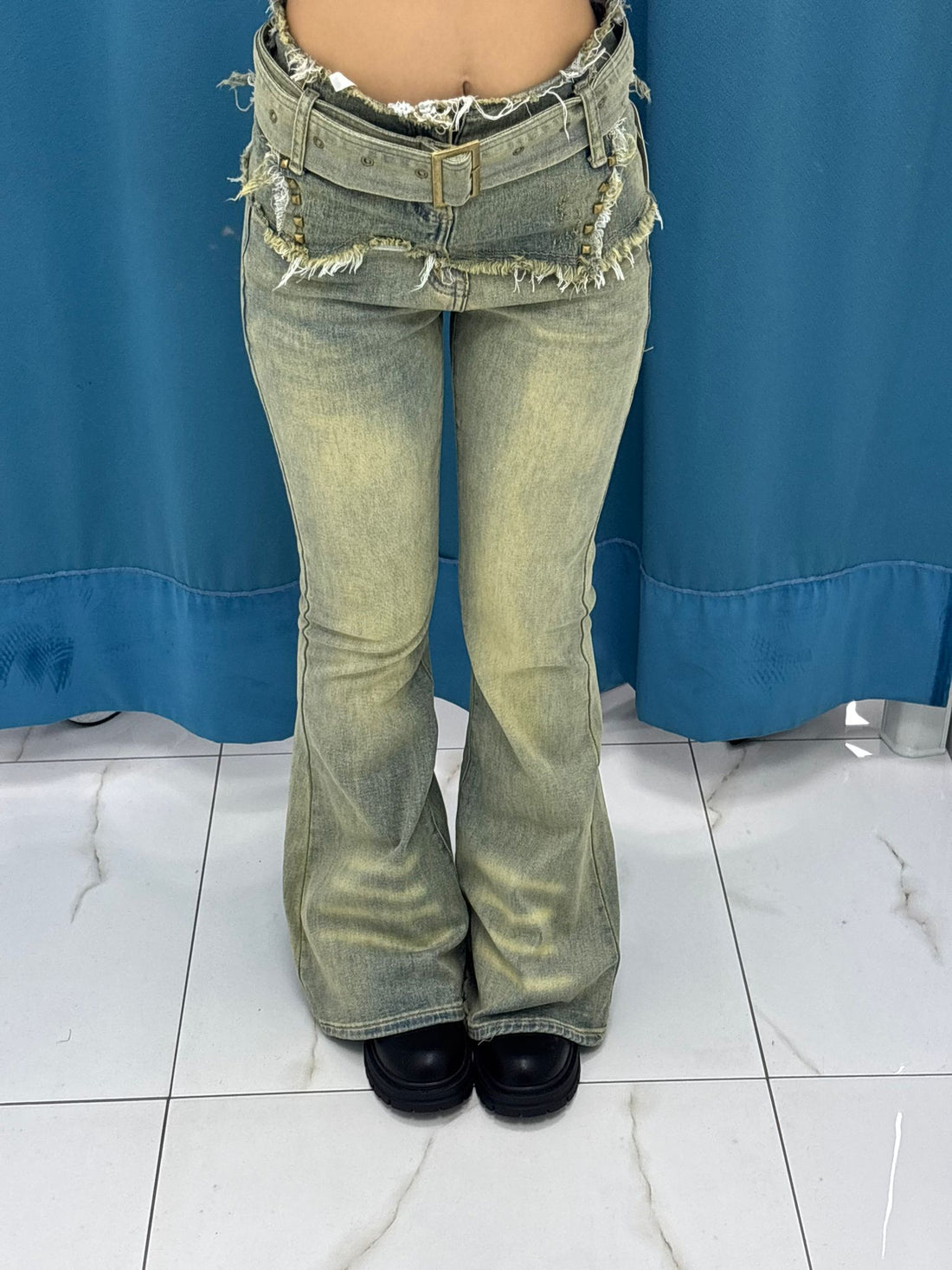 Sunset Flare Jeans - 9527