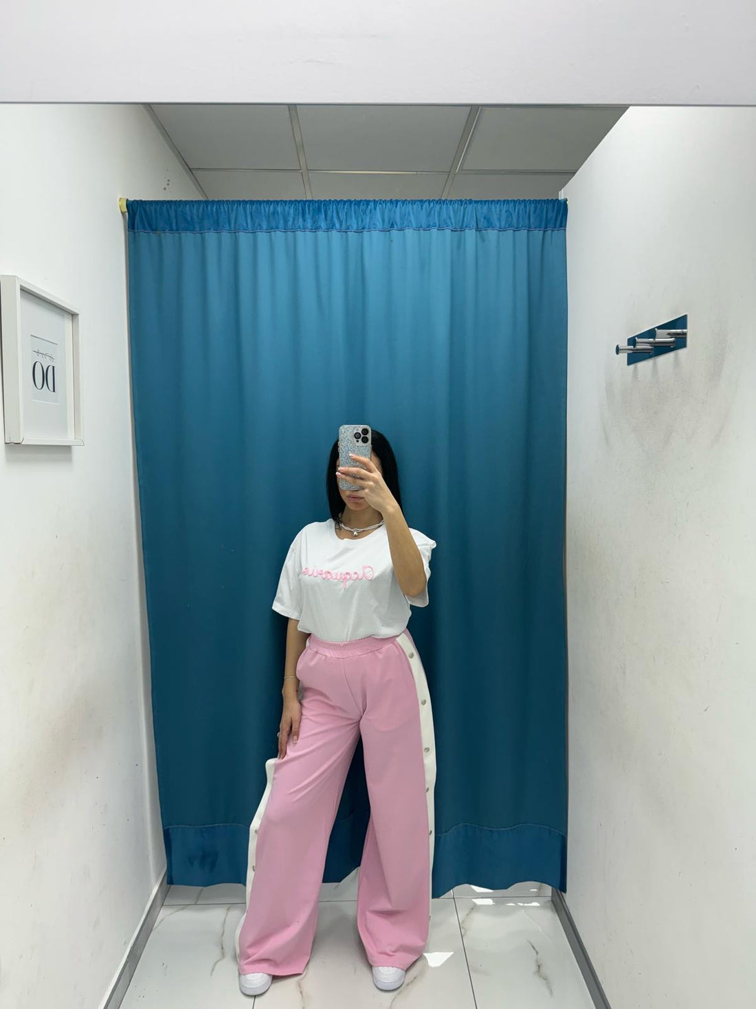 Pantalone con bottoni laterali 96536