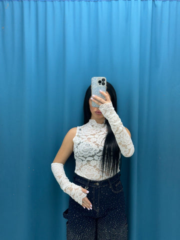 Body in pizzo con manicotti 6360