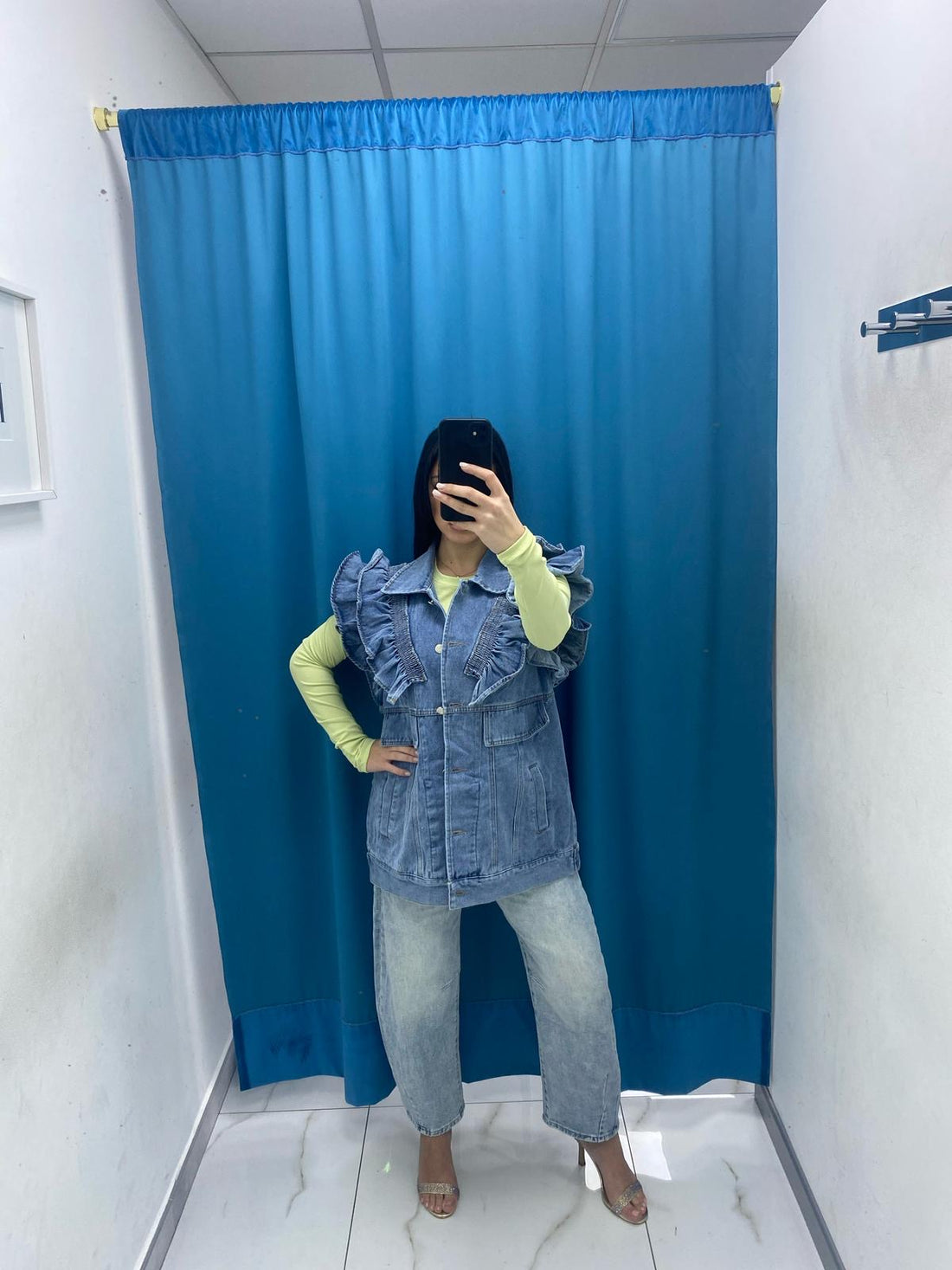 Gilet in denim con rouches 8383