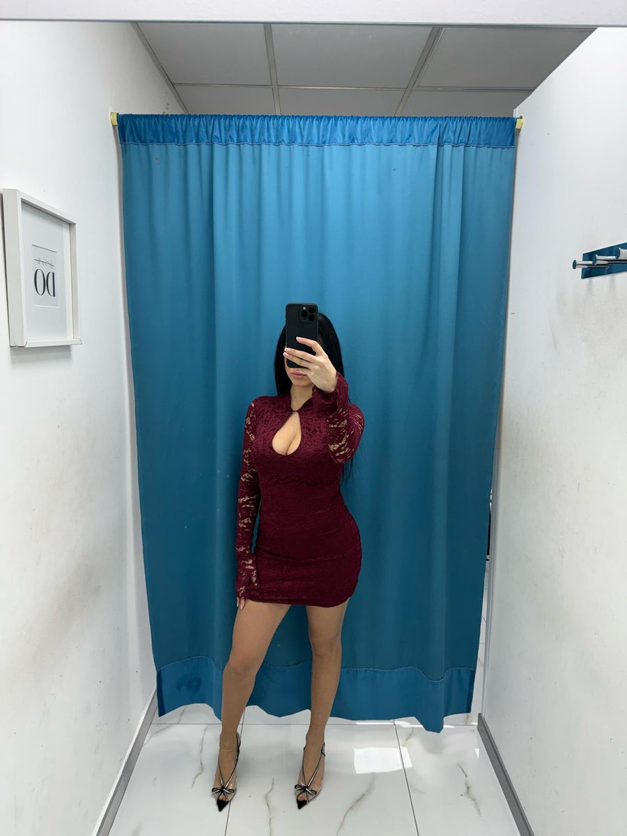 Vestito ricamato 1400