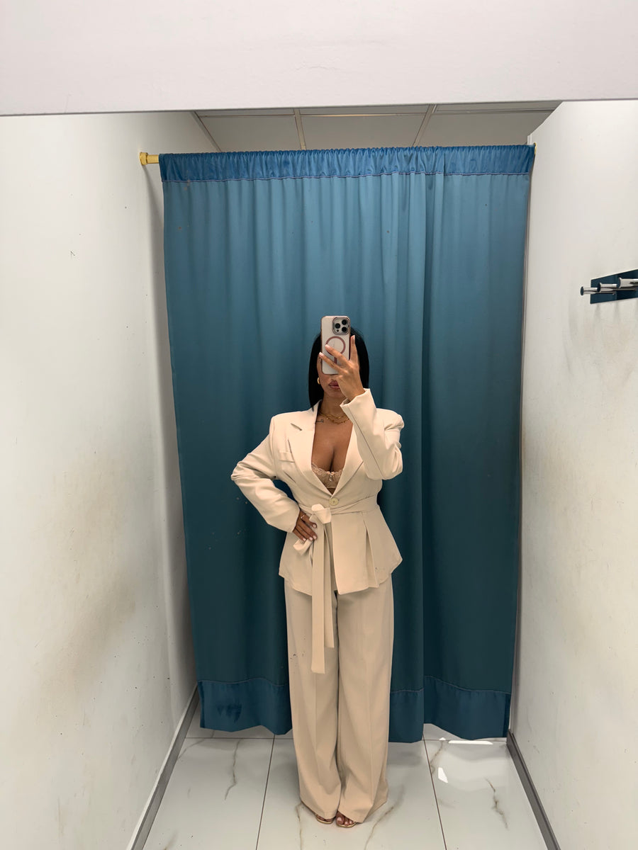 MONÉL—Tailleur Elegante-M13158