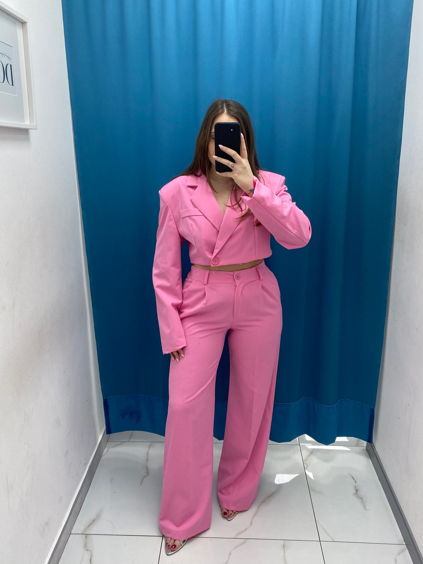 Tailleur giacca crop e pantalone fucsia 38411