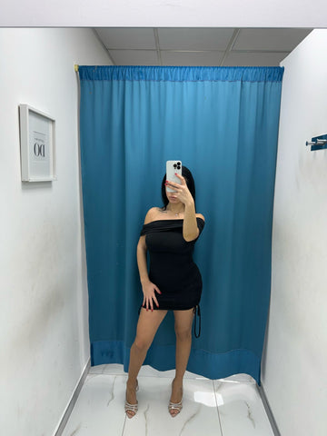 Vestito con scollo laser 40193