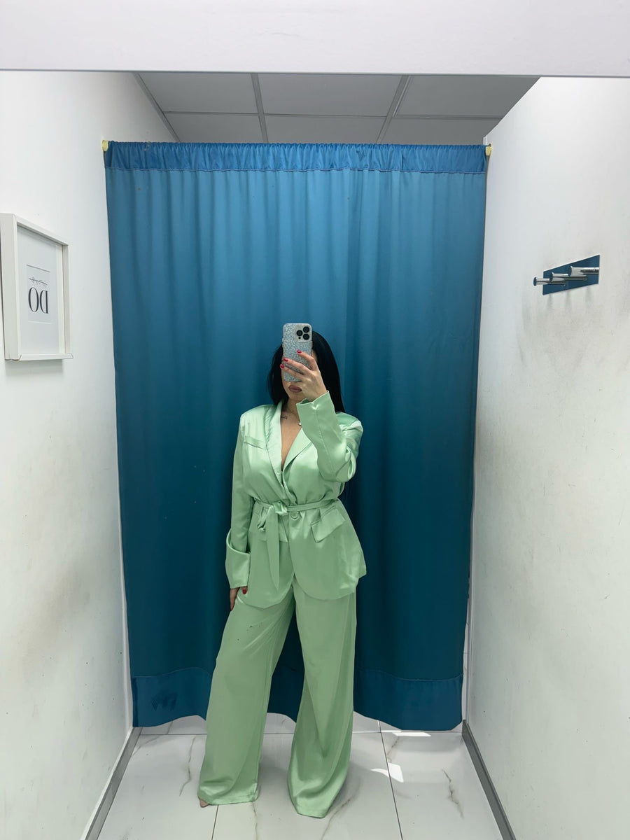 Tailleur satin 86025