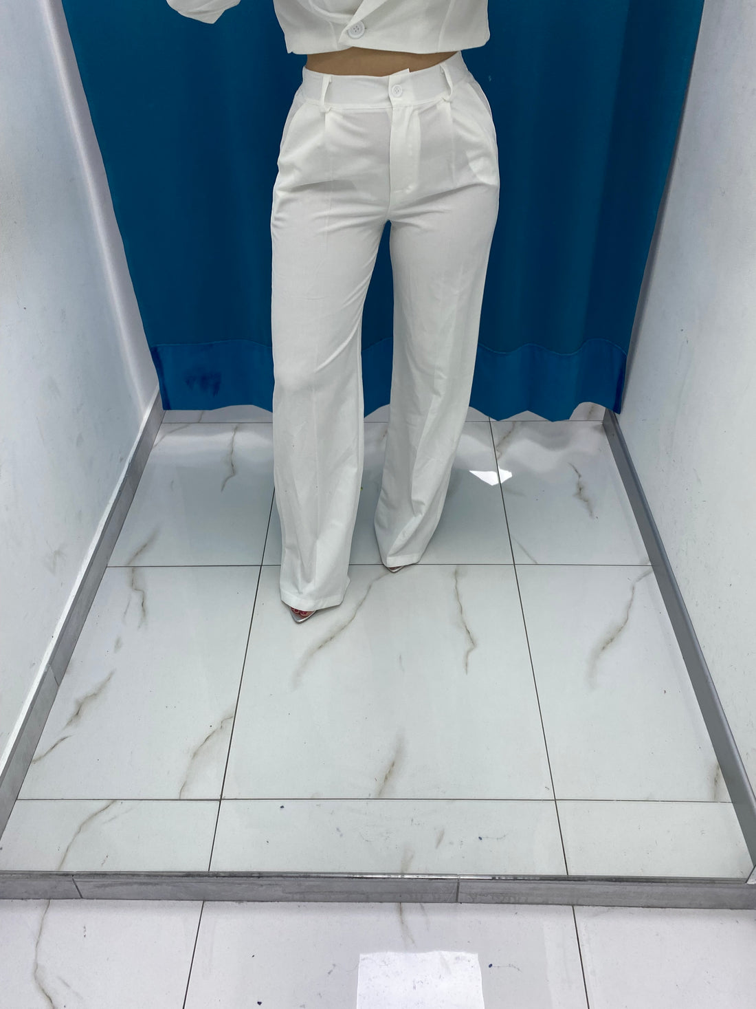 Tailleur giacca crop e pantalone 38411