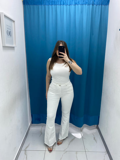 Jeans flare bianco 77791