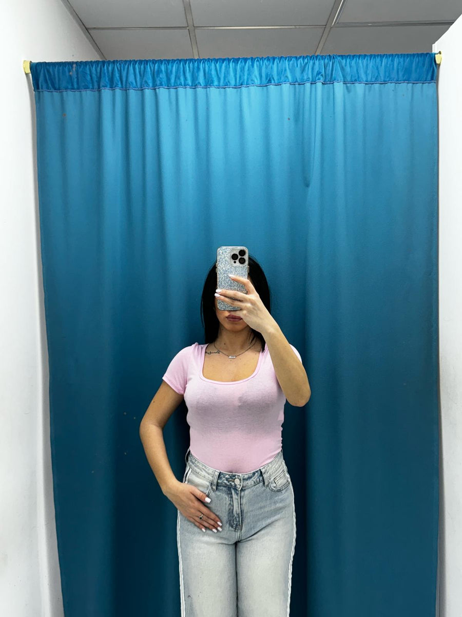 Body mezze maniche con scollo 5377
