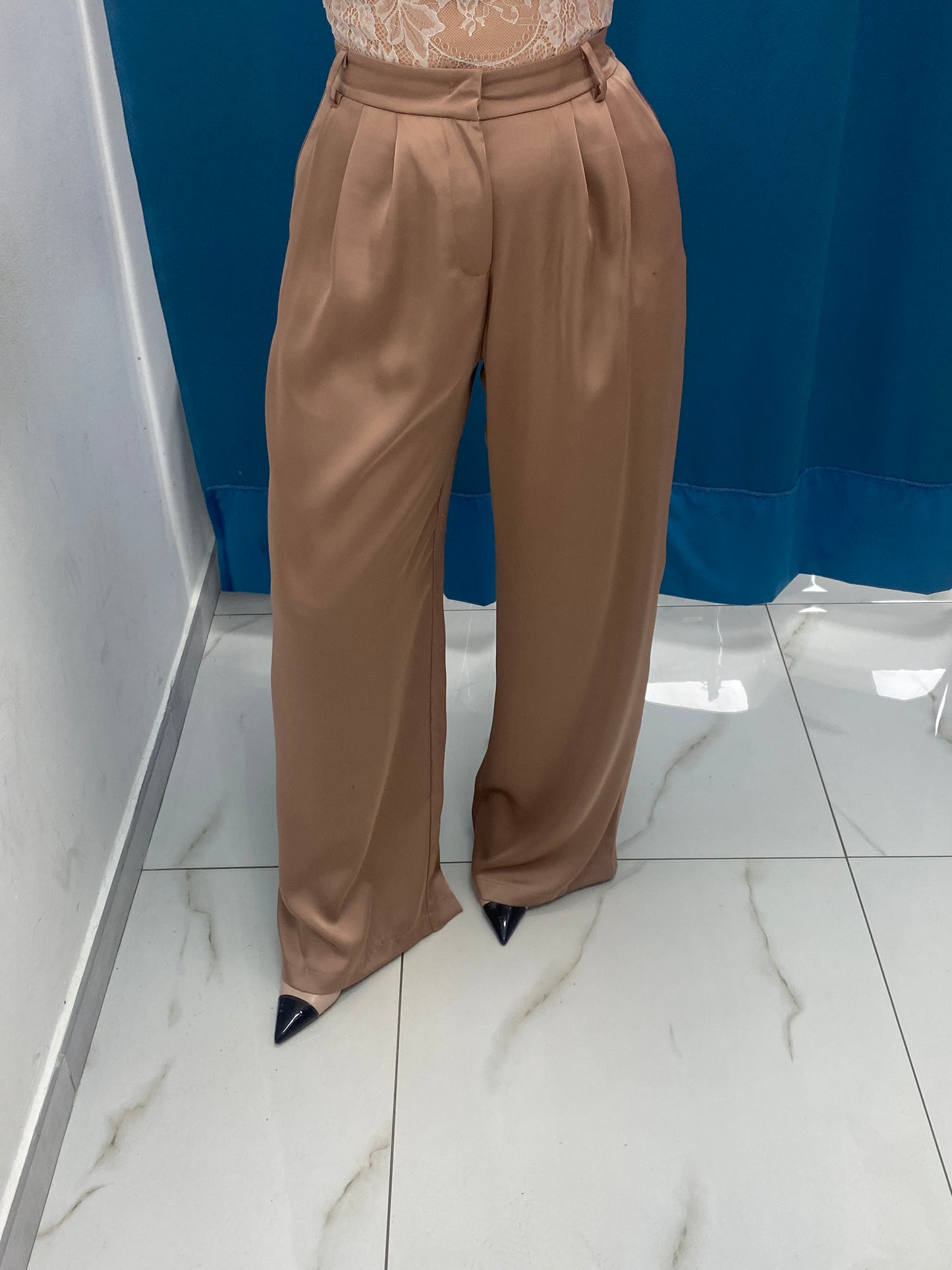 Tailleur satin giacca e pantalone GC32