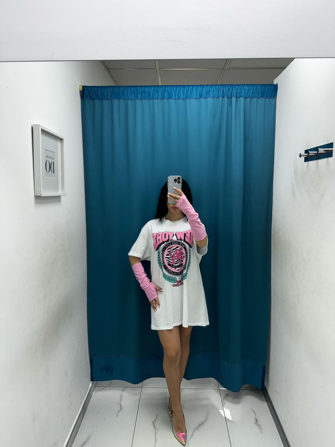T-shirt con manicotti