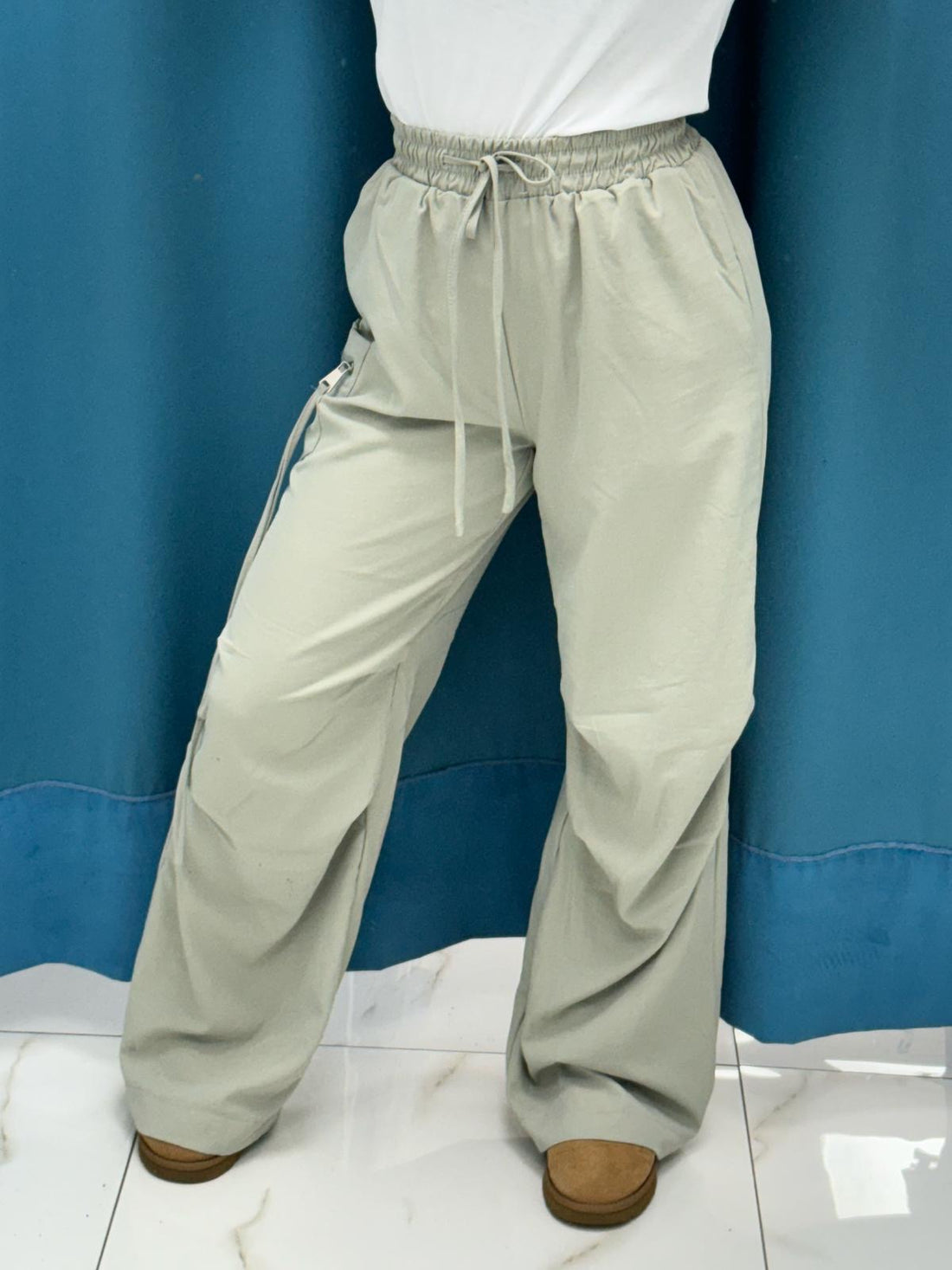 Pantalone con tasche 80127