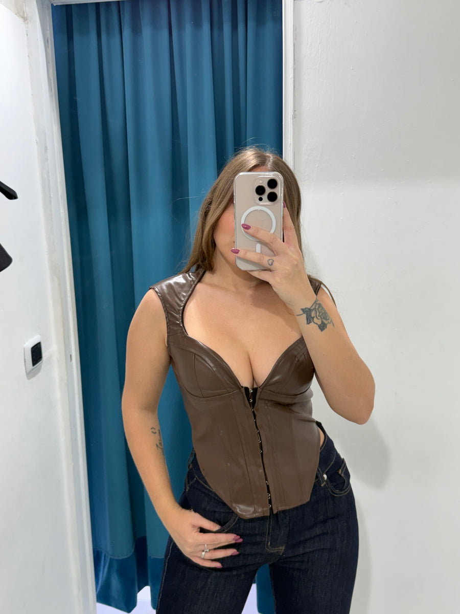 Top ecopelle marrone 5050