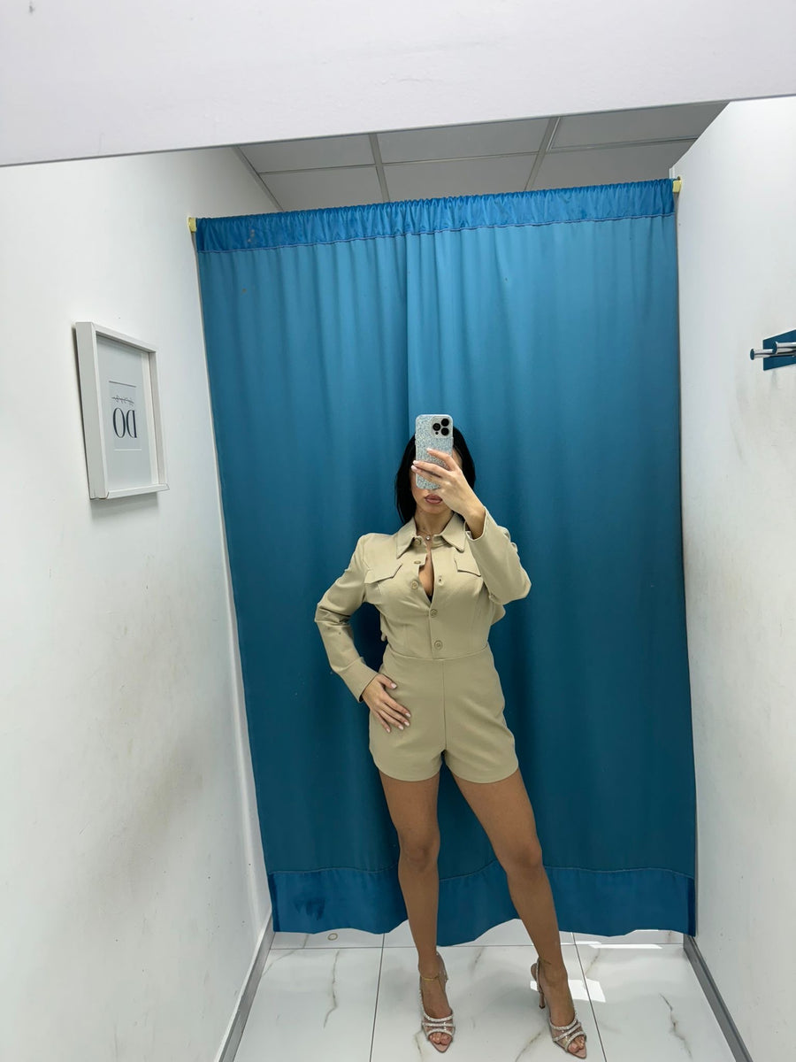 Tutina con scollo sul retro 39652