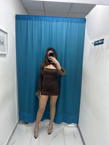 Vestito con piume 25748