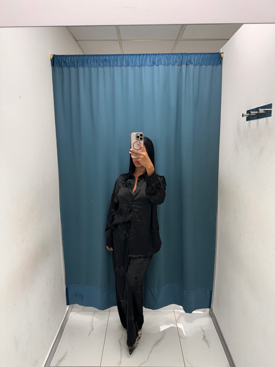 ShineLine – Moda con Dettagli Preziosi-8980