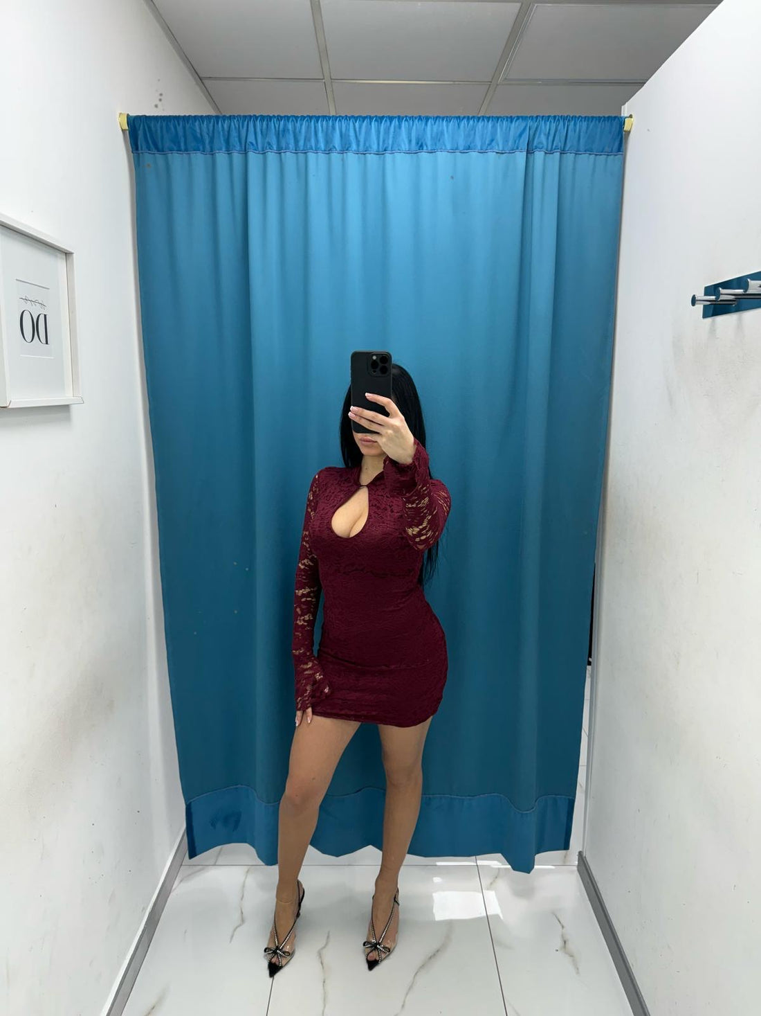Vestito ricamato 1400