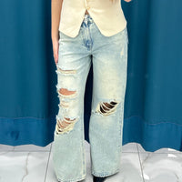 Jeans con strappi 3271