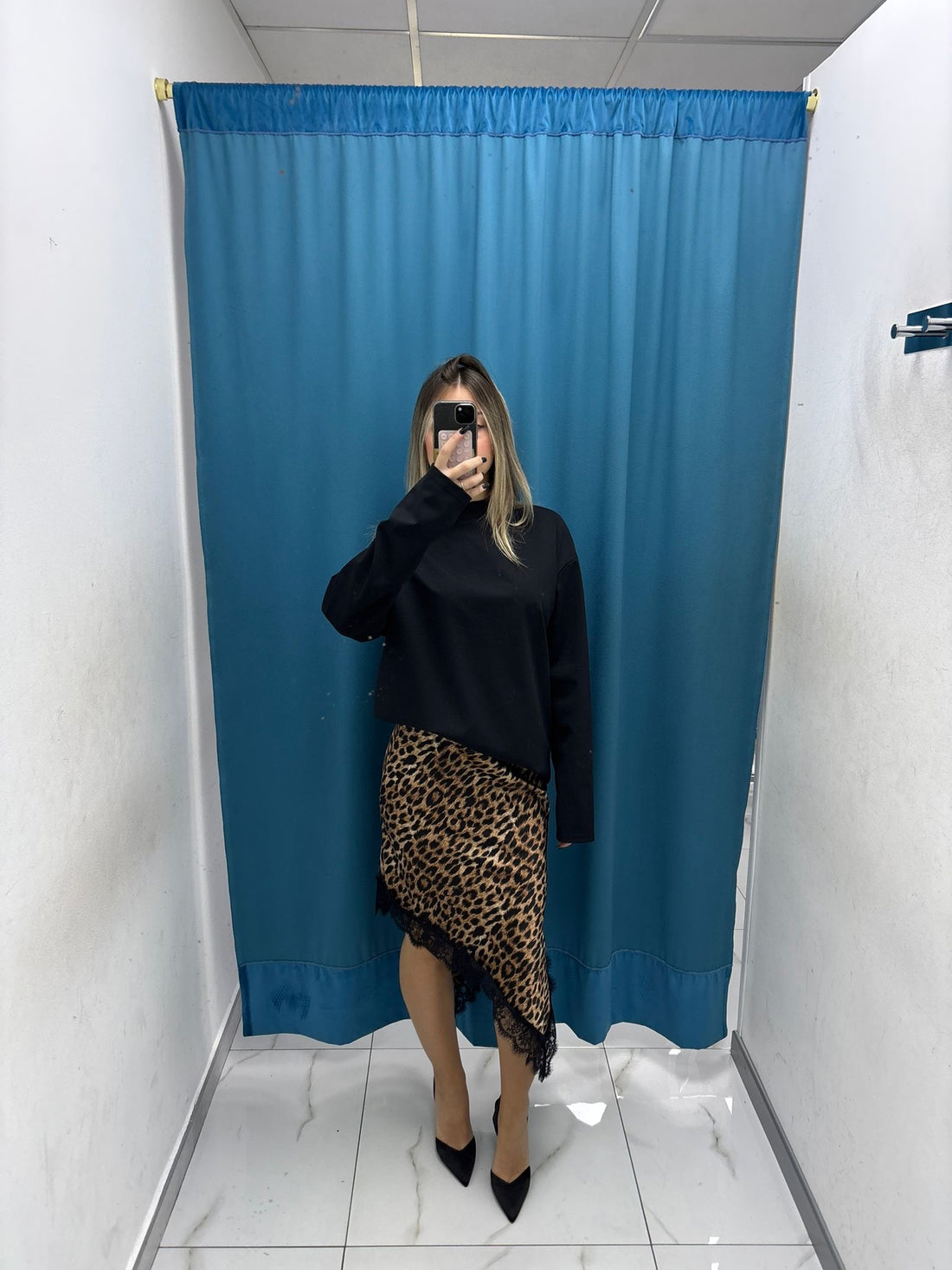 Wild Satin Skirt - 7976