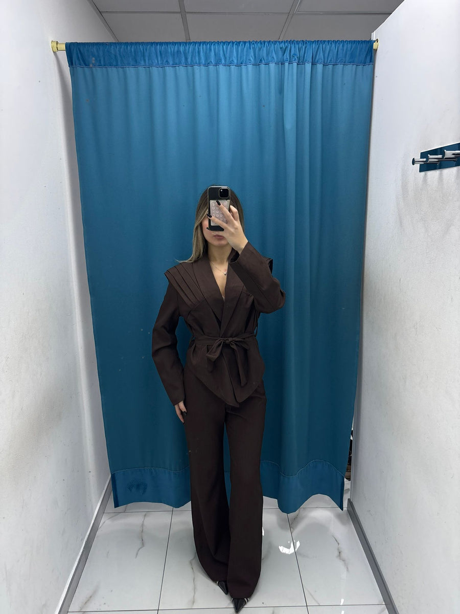 Tailleur “Eleganza Sottile” 86223