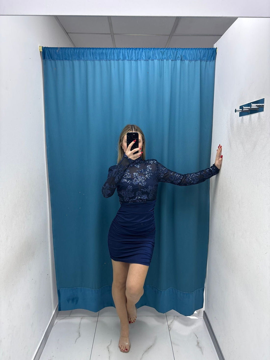 Abito Mini Elegance in Pizzo
Nero-27380