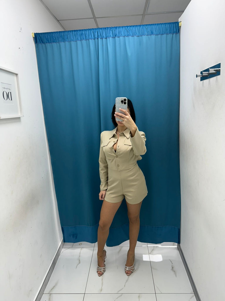 Tutina con scollo sul retro 39652