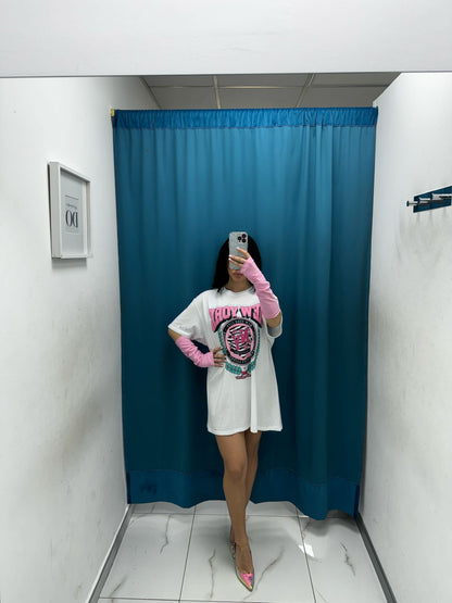 T-shirt con manicotti