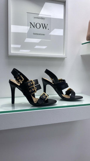 Sandali con fibbie nero 2783